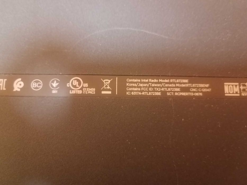 Defect, pentru componente/reparatie (fara HDD):Laptop HP 15-ay104nq