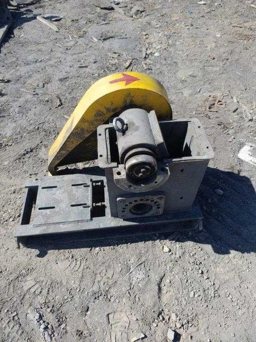 Дробилка щековая лабораторная ВВ200