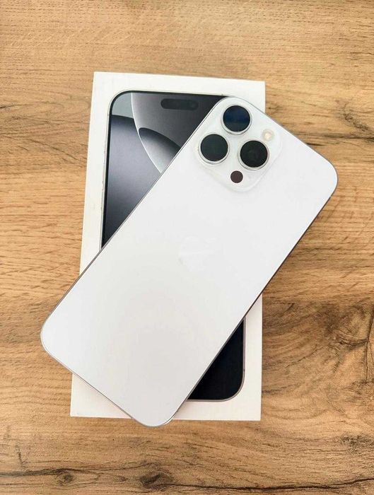 iPhone 16 pro max 256 GB