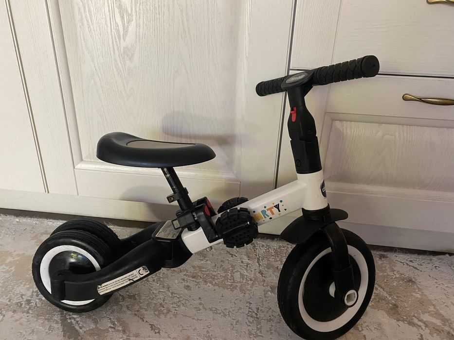 CHIPOLINO Баланс колело - триколка 2в1 СМАРТИ БЯЛ