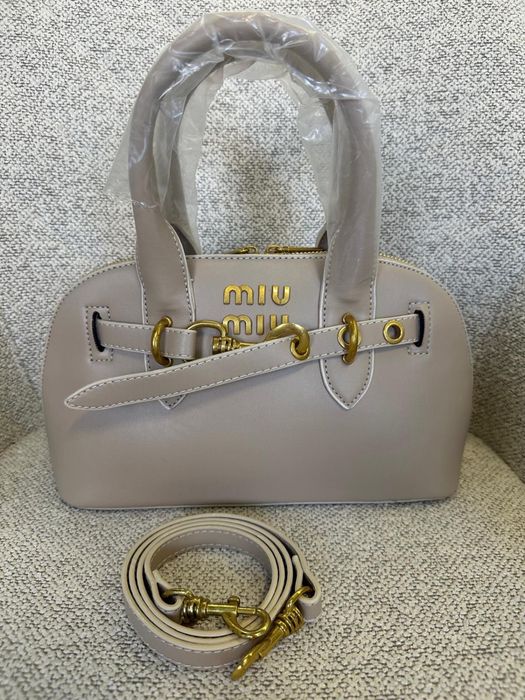 Дамски чанти различни модели