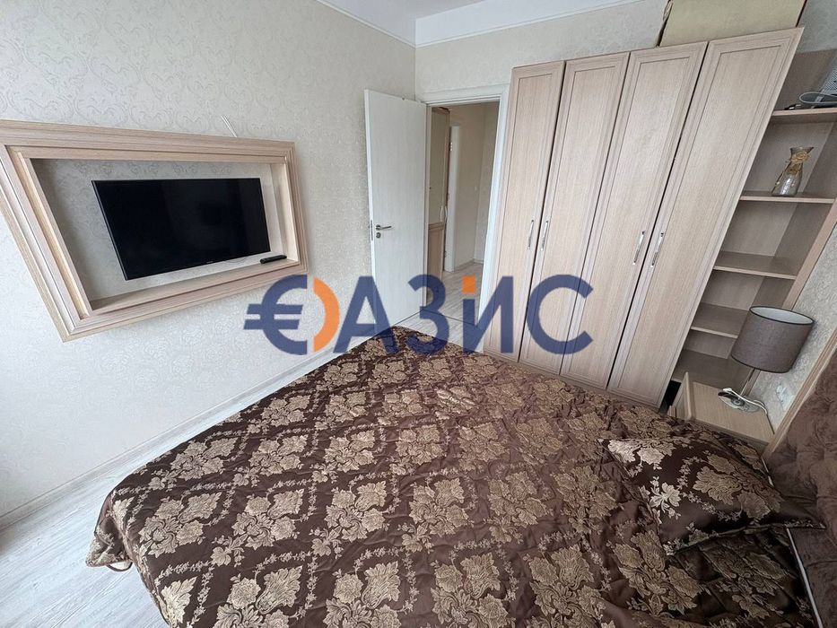 Продава се Двустаен апартамент в к.к. Слънчев бряг - 48 кв.м за 1052 €/кв.м - Снимка #4