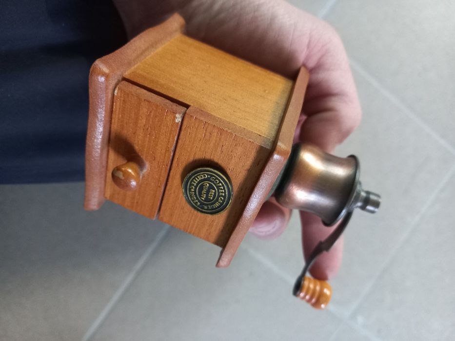 Rasnita piper deosebita