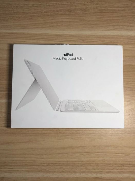 Новый Magic Keyboard Folio Apple IPad A16 • Чехлы •