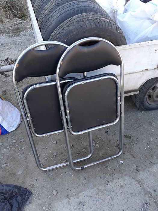 scaune metalice pliabile si fixe