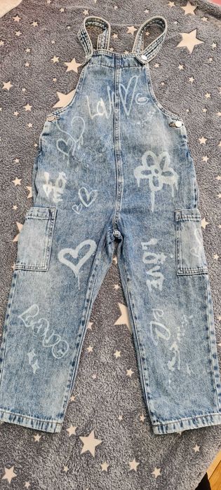 Спортни екипи за момиче