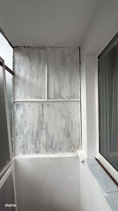 Apartament modern cu doua camere decomandat si loc de parcare, piata P