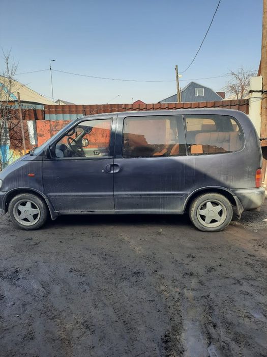 Продам нисан сирена либо обмен