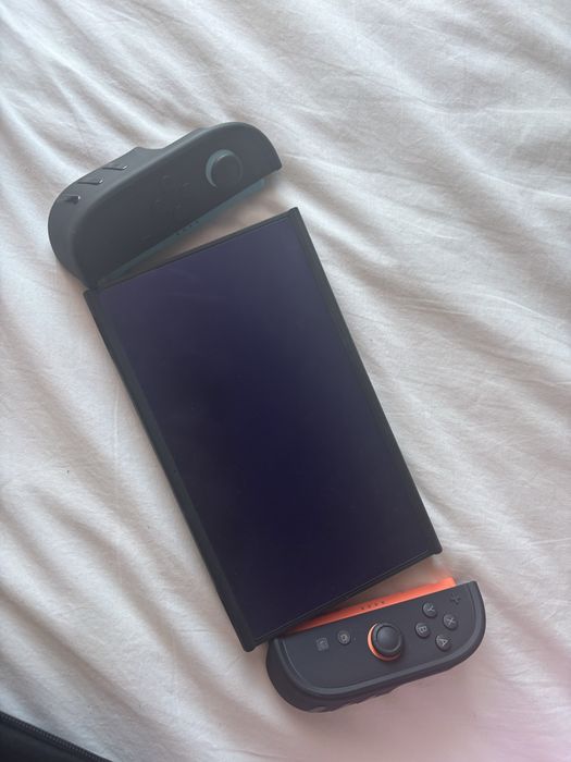 Nintendo Switch 2 – Ca nou + Controller Nintendo + Protecție completă