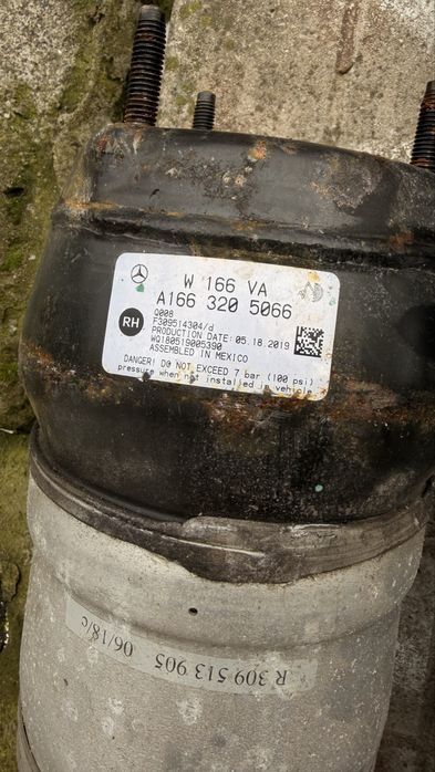 Продавам комплект AIRMATIC за Mercedes W166 / X166 -  ML/GL/GLE/GLS