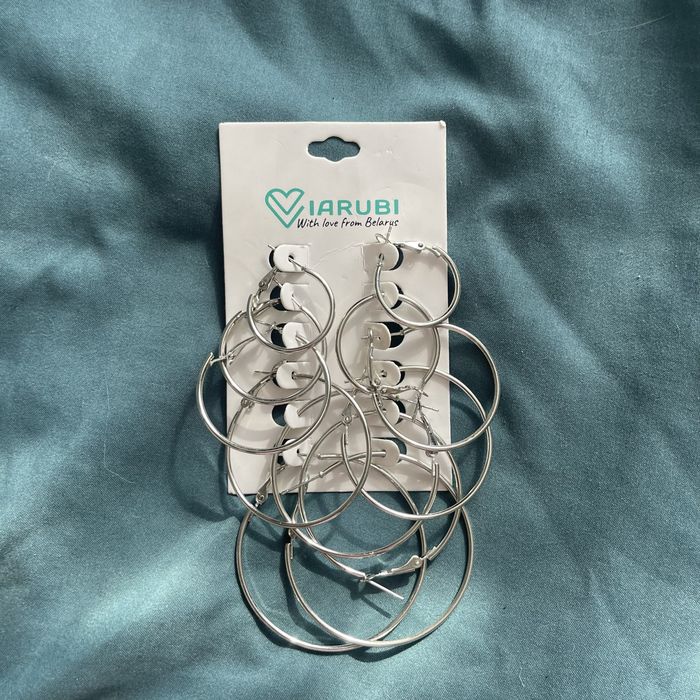 Серьги кольца серебристые
