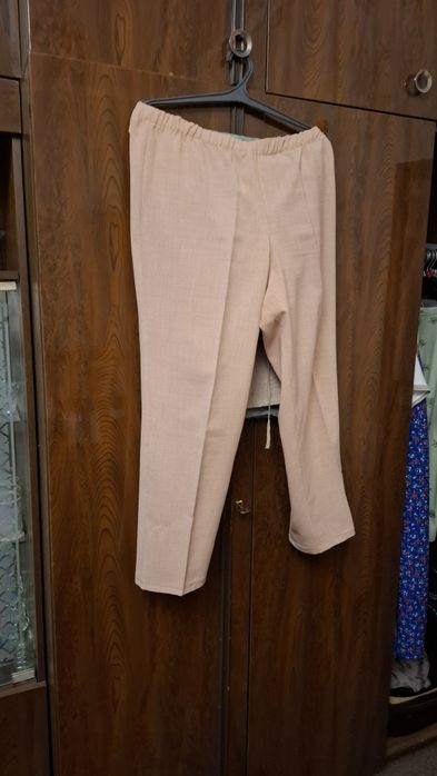 Женские брюки и шорты размер 52