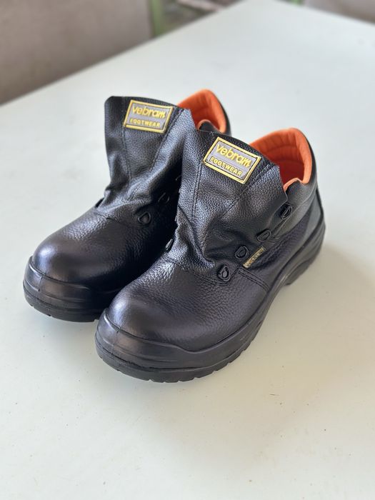 Рабочие ботинки "VEBRAM"