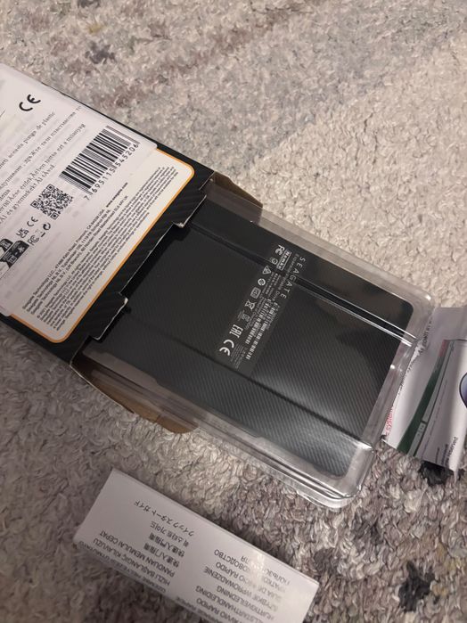 Hard extern 5 Tb ,nou , la cutie!