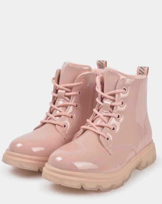 Новые детские сапожки