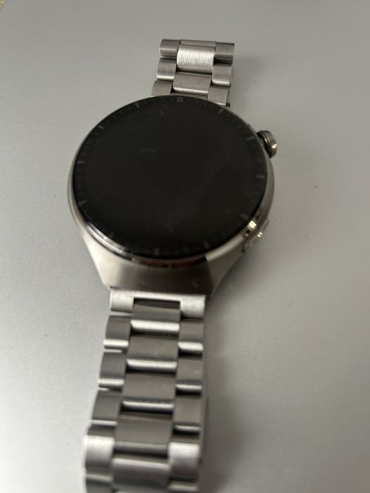 Huawei Watch 4 Pro, eSim, carcasa Titan