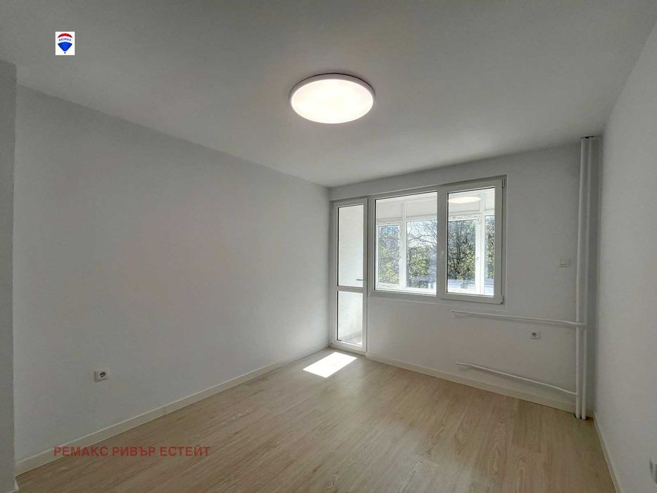 Тристаен апартамент за продажба в центъра на гр. Русе