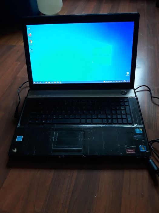 Vând laptop ASUS model N71Jq