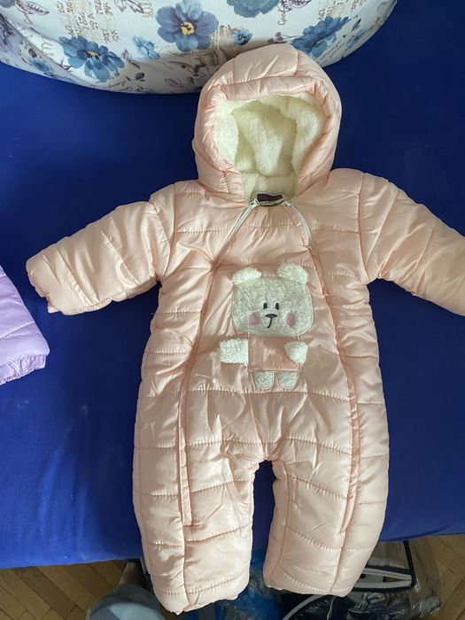 Космонавт за бебе