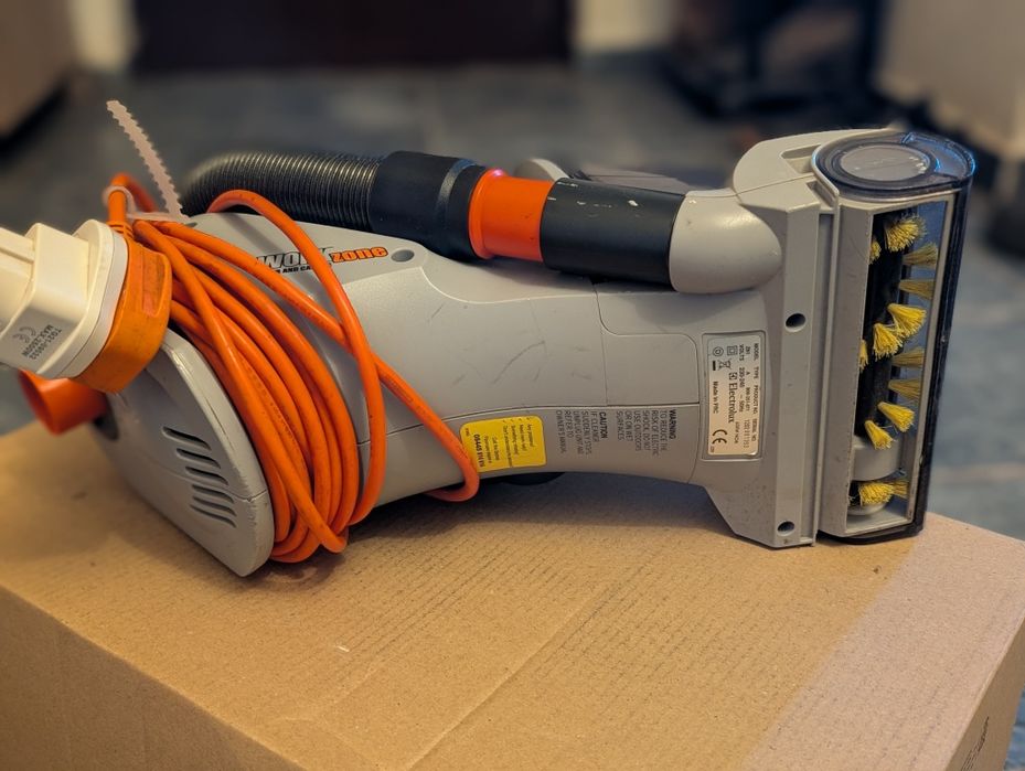Aspirator de mână Electrolux WorkZone pentru detailing auto