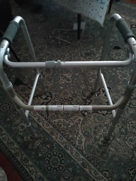 Ходунки шагающие универсал