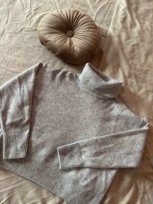 Дамски пуловер М размер