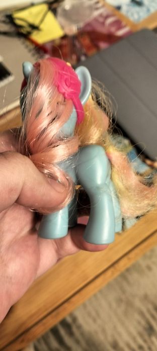 ДьюДроп Даззл пони