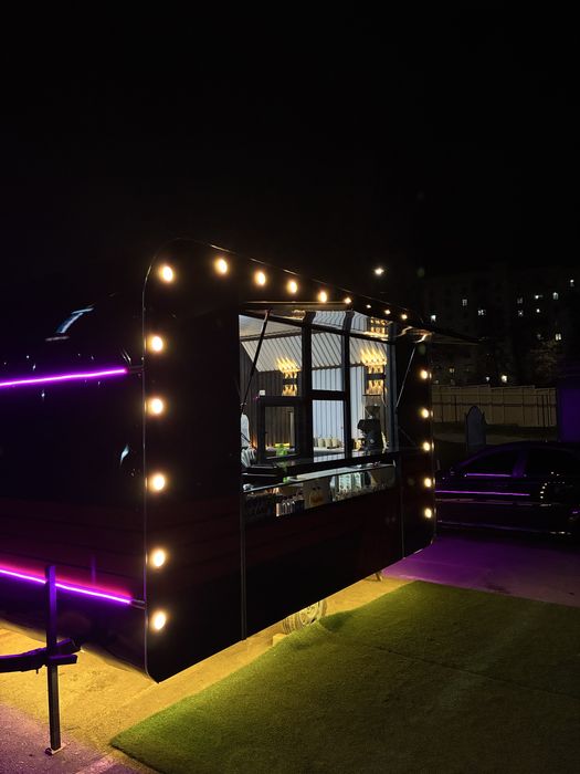Foodtruck почти новый