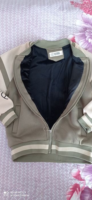 Ветровка тёплая размер L в идеальном состоянии