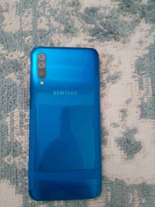 Телефон Galaxy A50