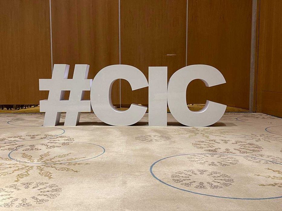 Tashki reklama obyomniy BUKVA Narujnaya reklama