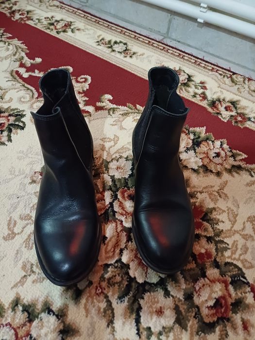 Ghete nr 37 piele sintetica