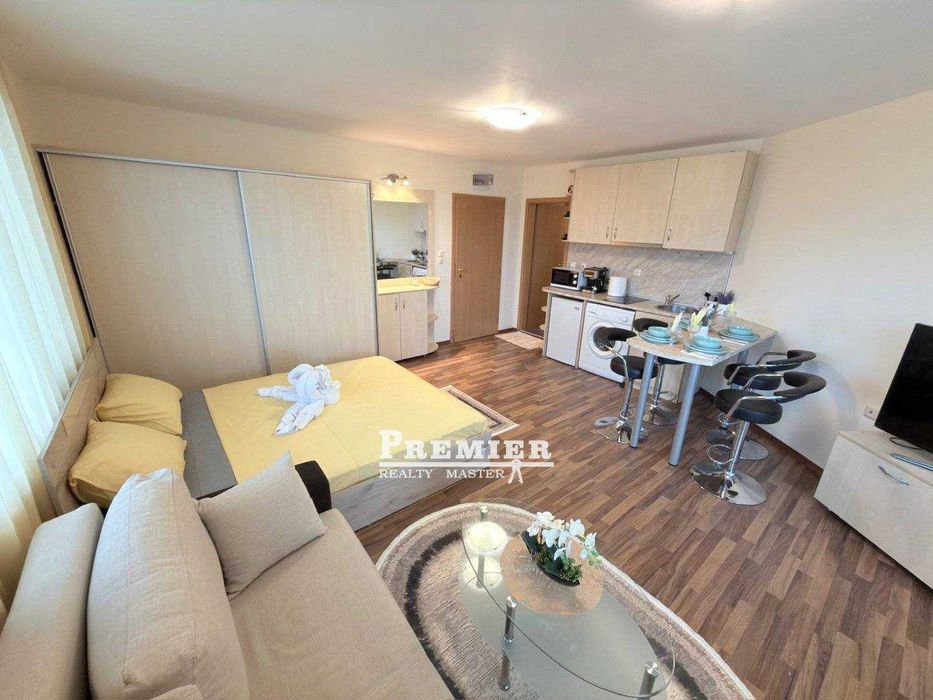 Продава се Едностаен апартамент в Бургас, Акациите - 44 кв.м за 1091 €/кв.м - Снимка #1