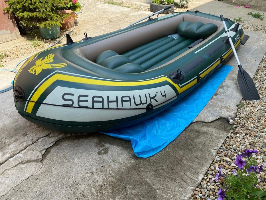 Barcă gonflabilă Intex Seahawk 4 + 2 veste de salvare + vâsle | 4 persoane