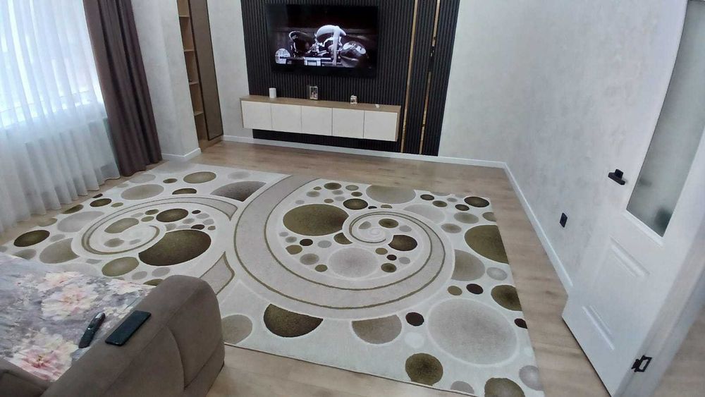 Продам Ковер в отличном состоянии