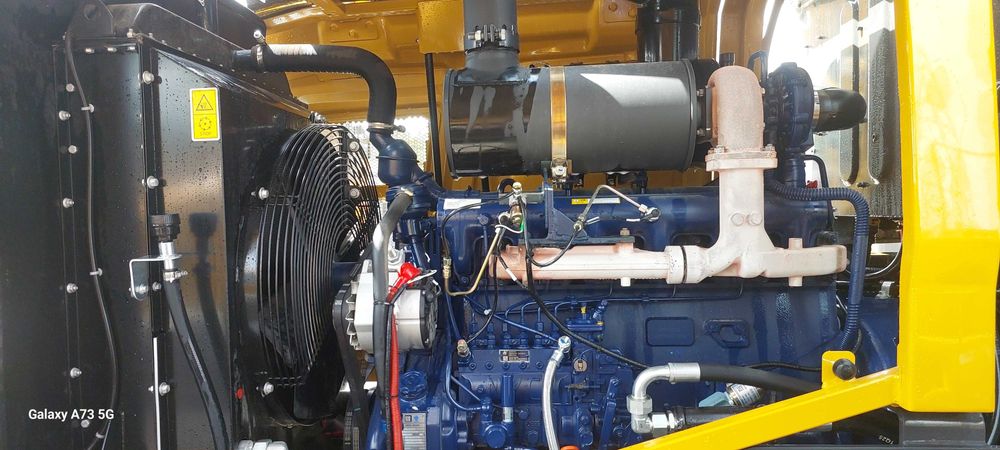 Продаться Фронтальный  Погрузчик XCMG XC938  1,8 куб