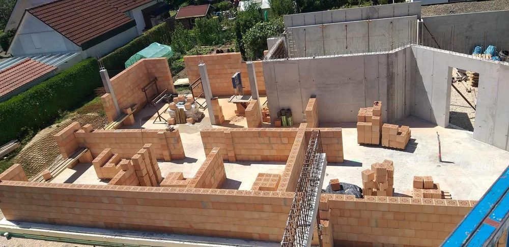 Construcții A-Z/Renovări/Amenajări/Construcții noi/Calitate Garantată!