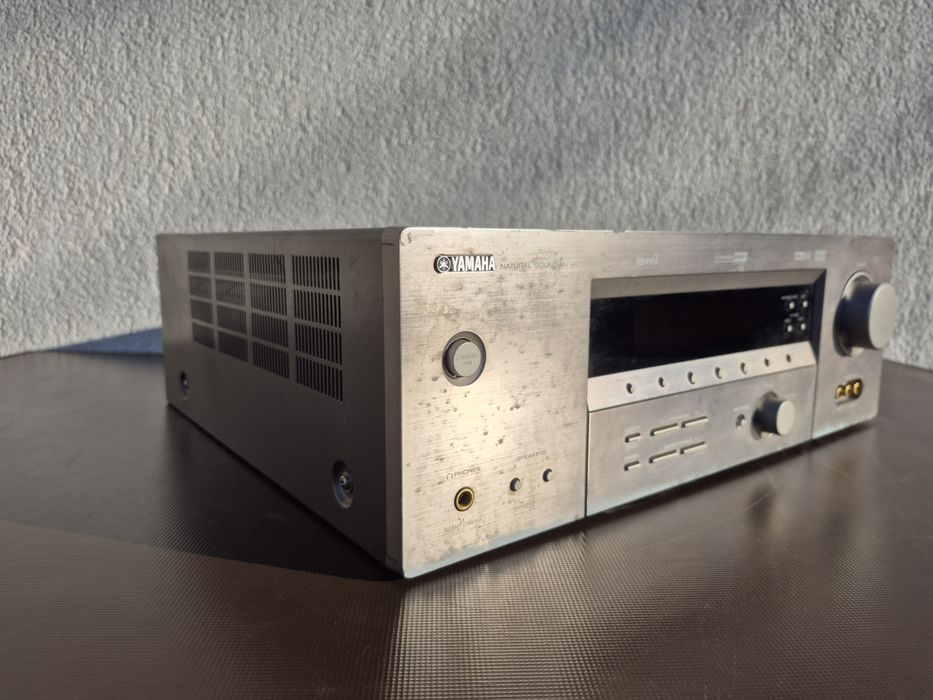 Vând YAMAHA Natural Sound AV RECEIVER RX - V450