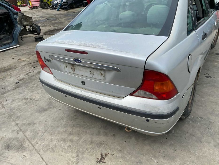 Piese  FORD  FOCUS I  1.6 benzina din 2001  - fydc