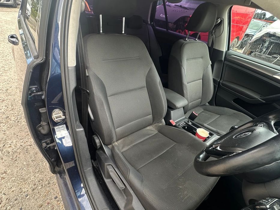 Dezmembrez piese VW Golf 7