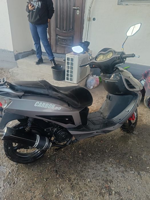 Продам мопед карбон 50