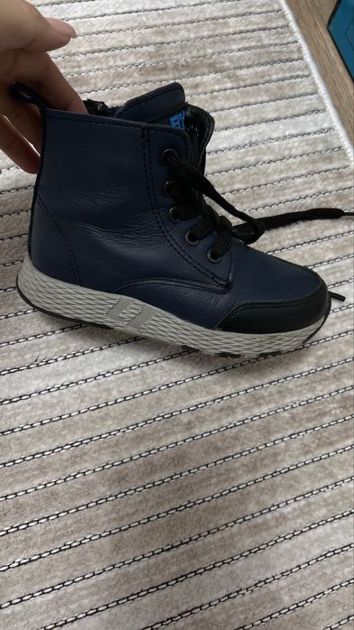 Продам обувь на мальчика