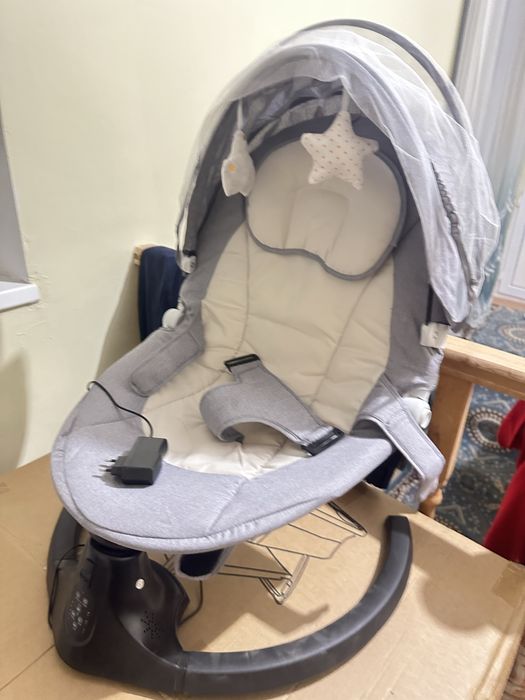 Кровать и шезлонг