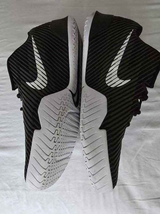 Nike Court Air Zoom Vapor 11 Clay
Nike
Black/White/Anthracite
Men's Pa