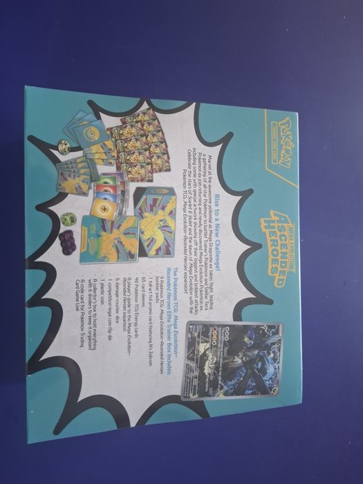 Pokemon TCG: Ascended Heroes - Elite trainer box