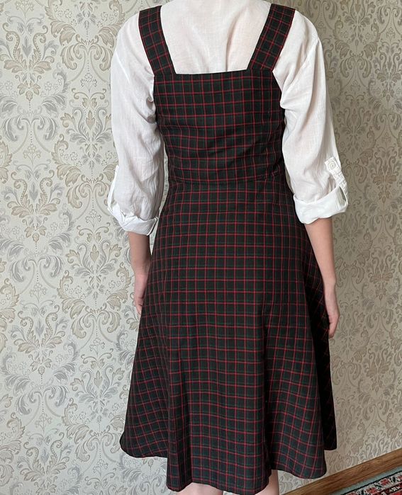 Продам школьную форму б/у