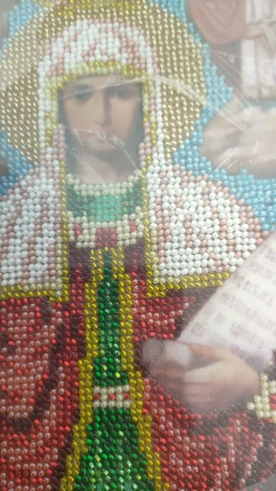 Иконы вышитые бисером,в рамках,под стеклом