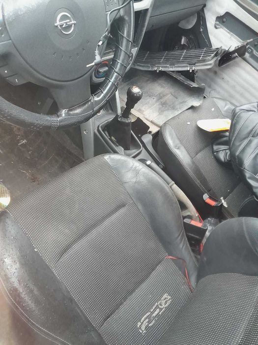 Опел Тигра  Кабрио 1,4 her.Opel Tigra 2007г. На части