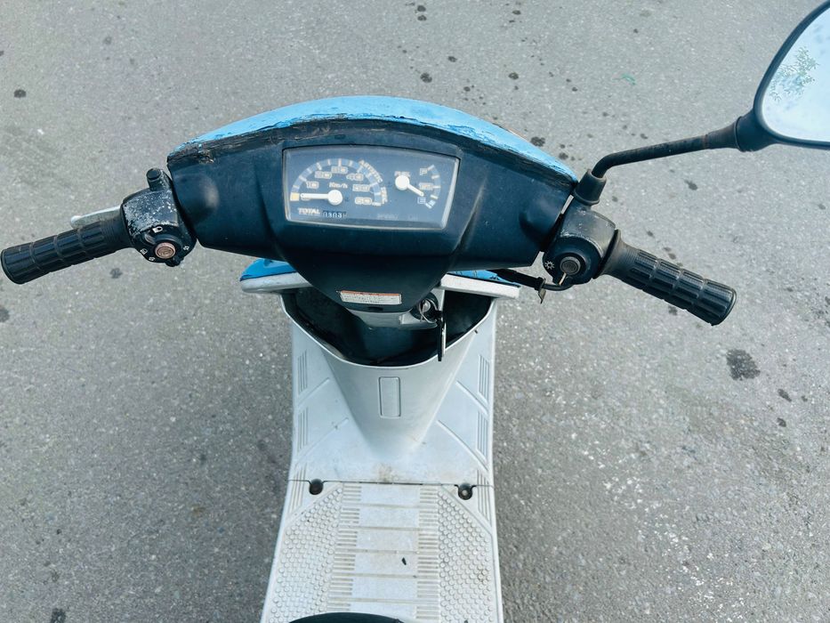 Продавам  скутер Yamaha Jok 3 KJ 49сс.