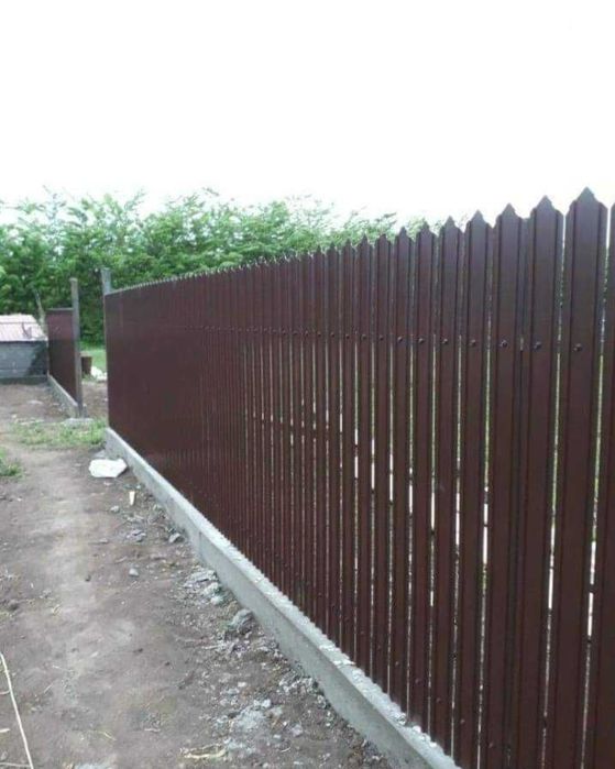 Meșter la garduri cu experiență în domeniul de peste 15 ani în constru